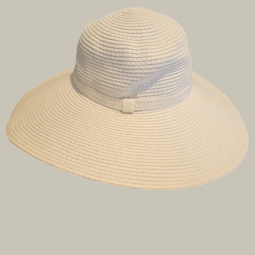 Shade & Shore White Wide Brim Floppy Sun Hat Woven Straw Style Beach Accessory